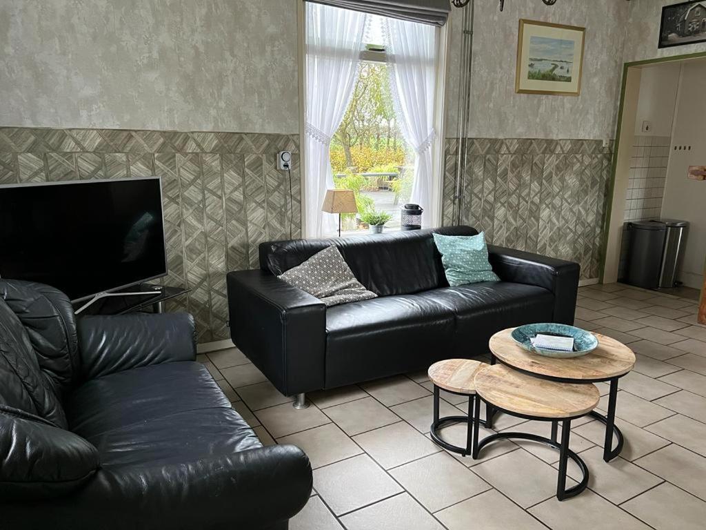 De Ouwe Meulen Villa Bleskensgraaf Room photo